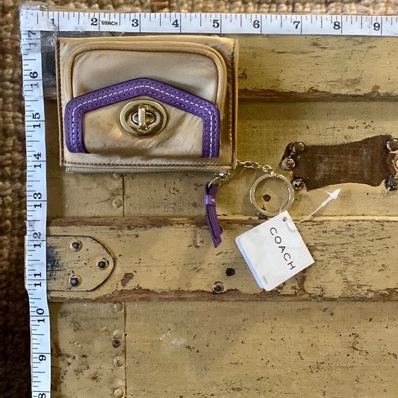 COACH MINI WALLET KEYCHAIN MINI BAG WALLET - Picture 2 of 7